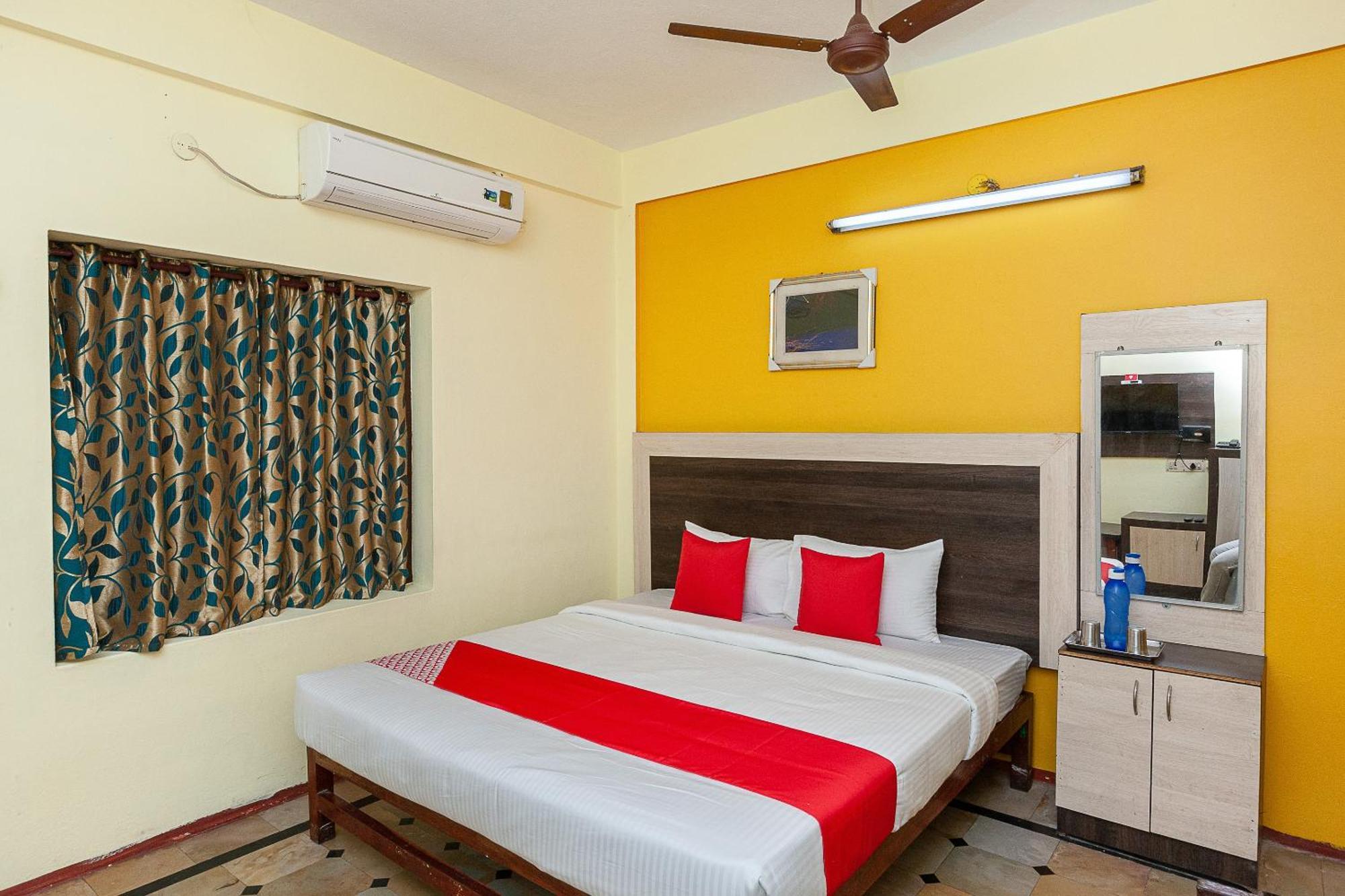Collection O Ammayi Hotels & Resorts Tiruvannamalai Exterior photo