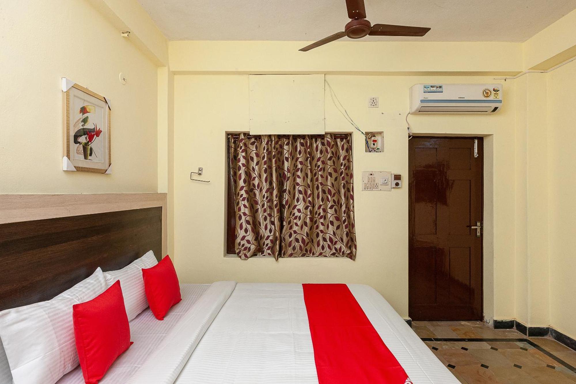 Collection O Ammayi Hotels & Resorts Tiruvannamalai Exterior photo
